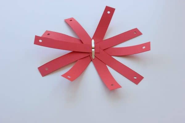 apple paper craft fastener e1564810511605