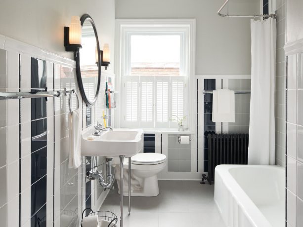 narrow eclectic bathroom design with benjamin moore gray owl OC-52 paint color
