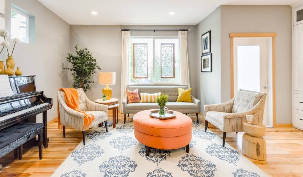 transitional living room with Sherwin-Williams repose gray SW 7015 wall paint color