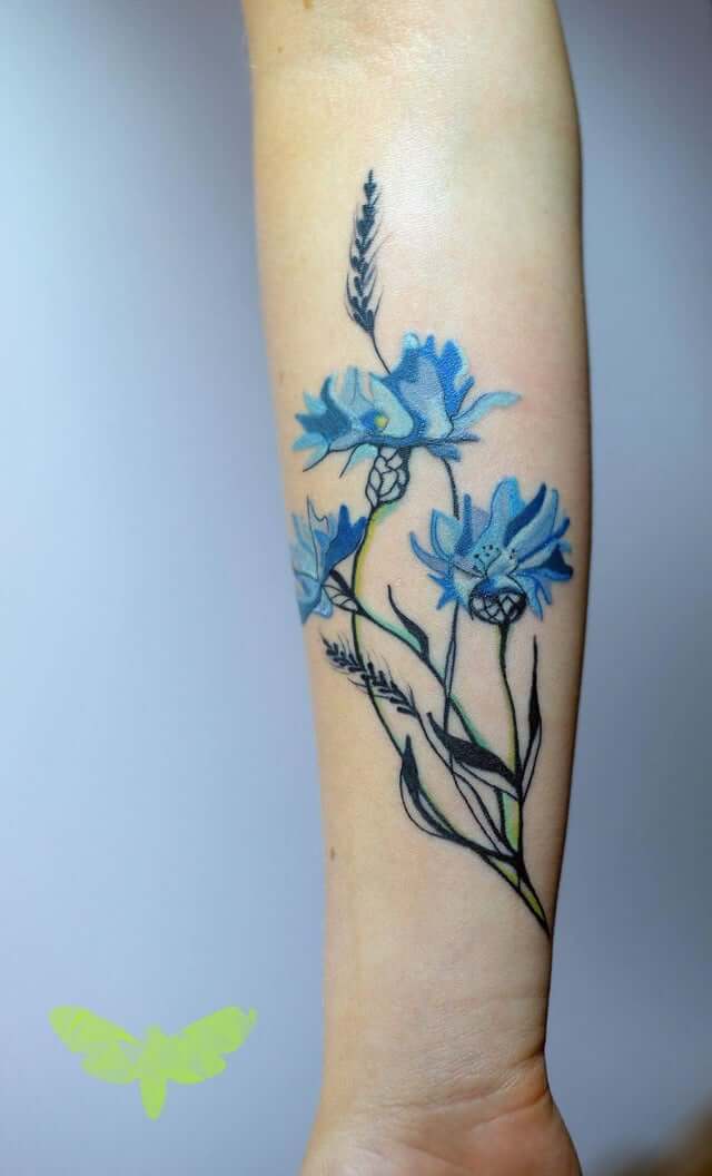 25+ Wonderful Cornflower Tattoo Designs for Men and Women