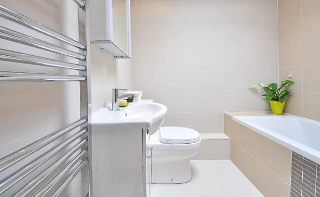 Using Vinegar To Clean Bathroom