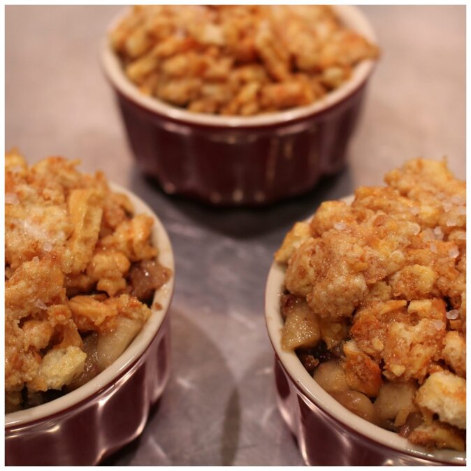Mouthwatering Crunchy Apple Crisp Food Fun & Faraway Places