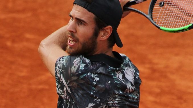 Karen Khachanov tennis racquet specifications