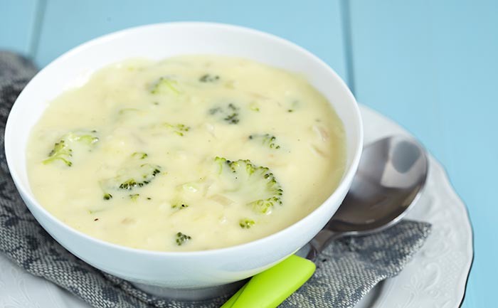 sopa de brocolis com legumes sopa de brocolis com legumes