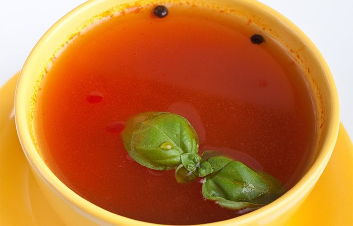 sopa de tomate temperada com cravo sopa de tomate temperada com cravo