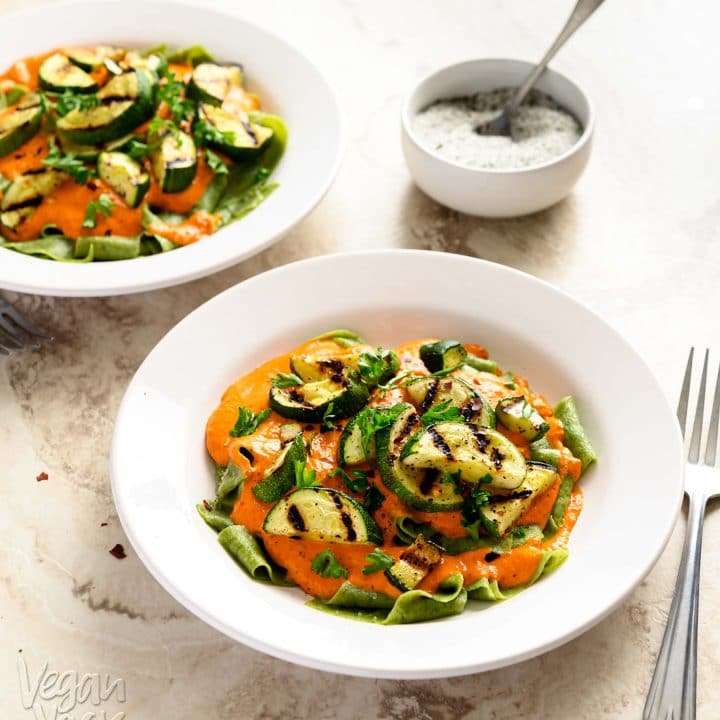 Spinach Pappardelle with Roasted Red Pepper Sauce