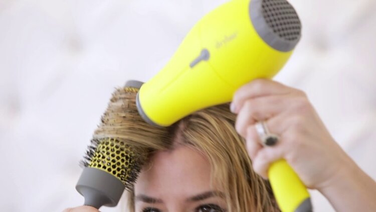 uso de secador de cabelo | Dicas de Saúde uso de secador de cabelo