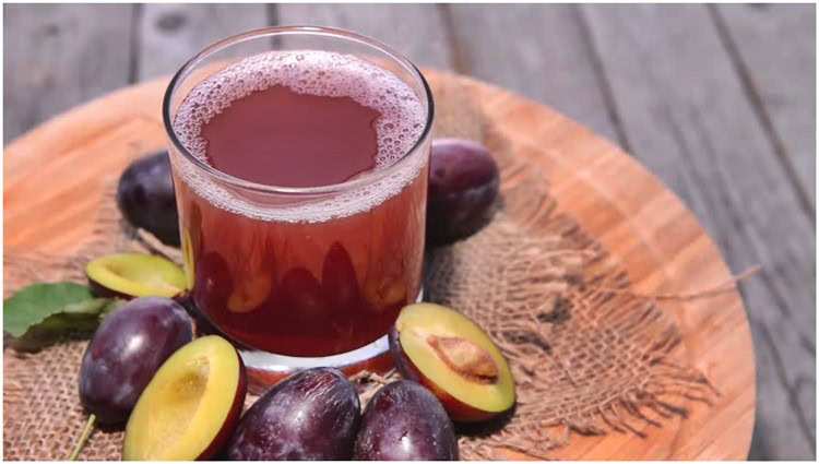Suco de Ameixa melhorar sua saude intestinal