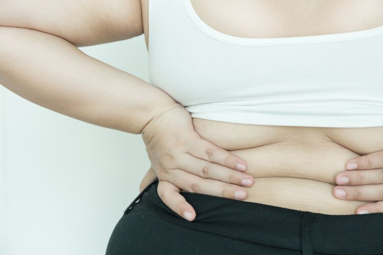 Chá de Gengibre que Ajuda a Remover Gordura das Costas 1 | Dicas de Saúde
