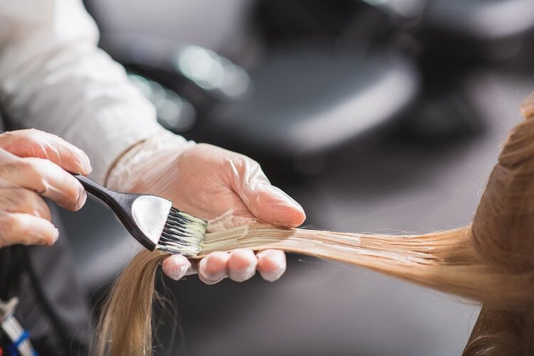 usar tinta de cabelo em casa | Dicas de Saúde usar tinta de cabelo em casa