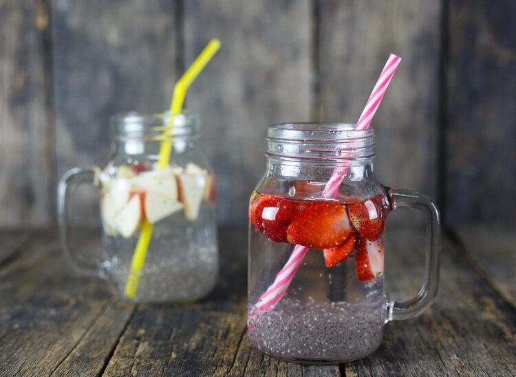 agua detox com sementes de chia para perder pesso | Dicas de Saúde