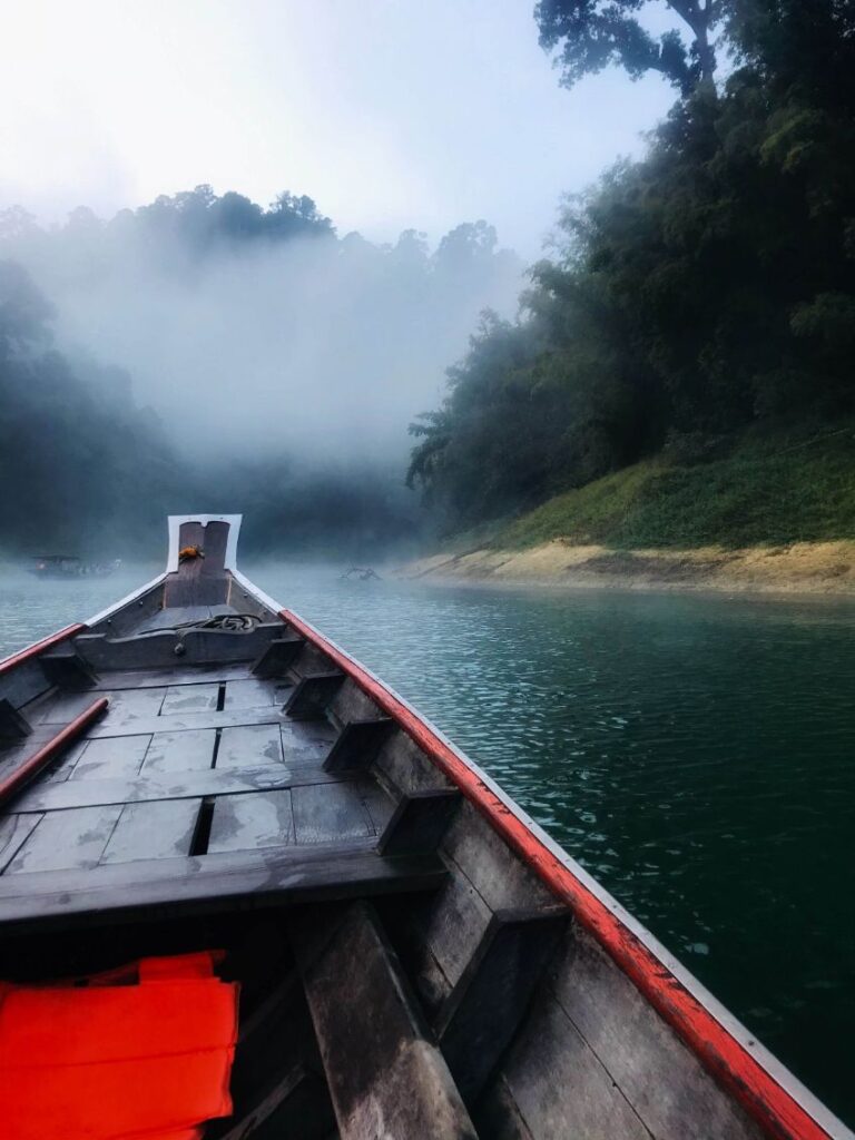 morgendis-cheow-lan-lake