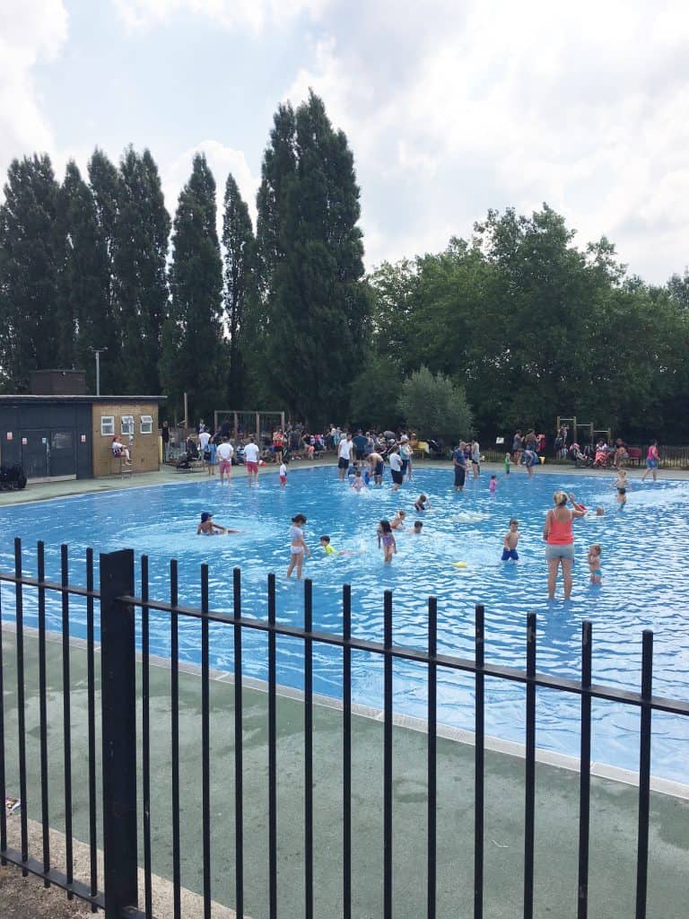 hampstead heath paddle swimming pool
