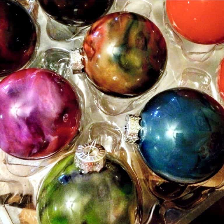 melted crayon Christmas ornaments