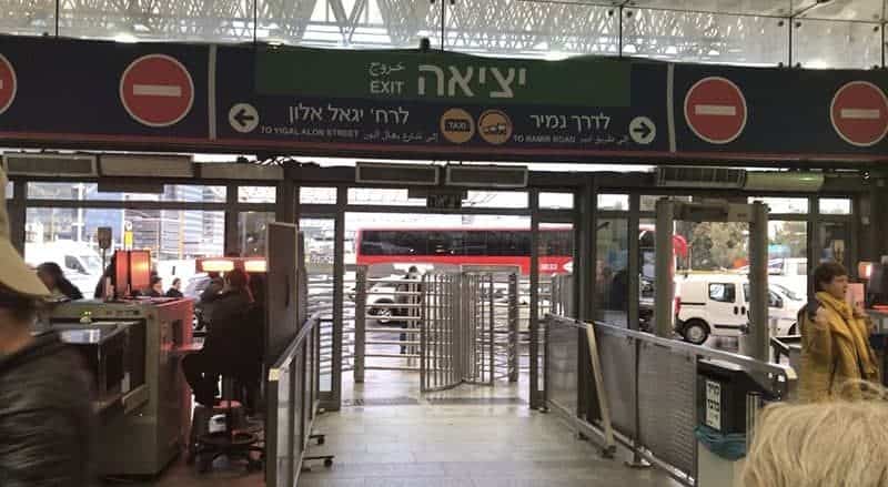 tel-aviv-hashalom-train-station-6872111
