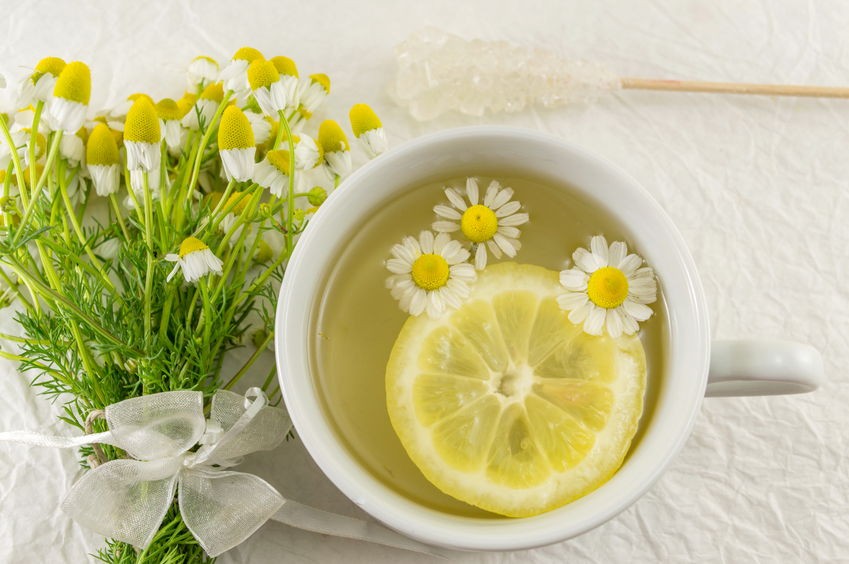 Chá Detox de Camomila Para Tratar Azia e Refluxo | Dicas de Saúde