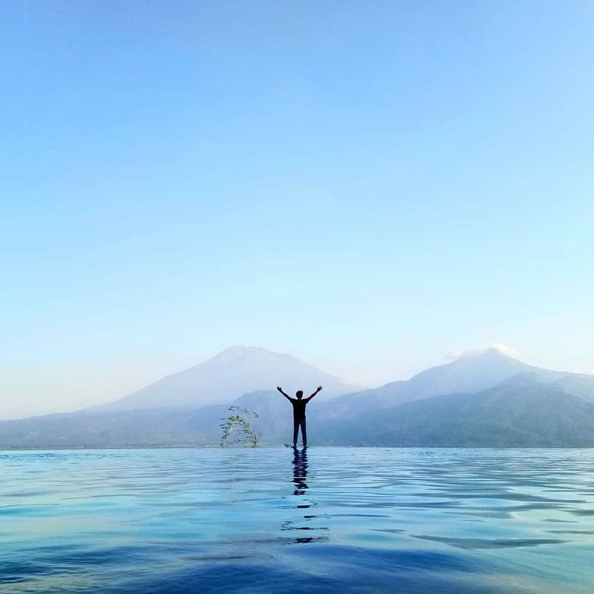35 Spot Foto Prewedding Kekinian Instagrammable 2020