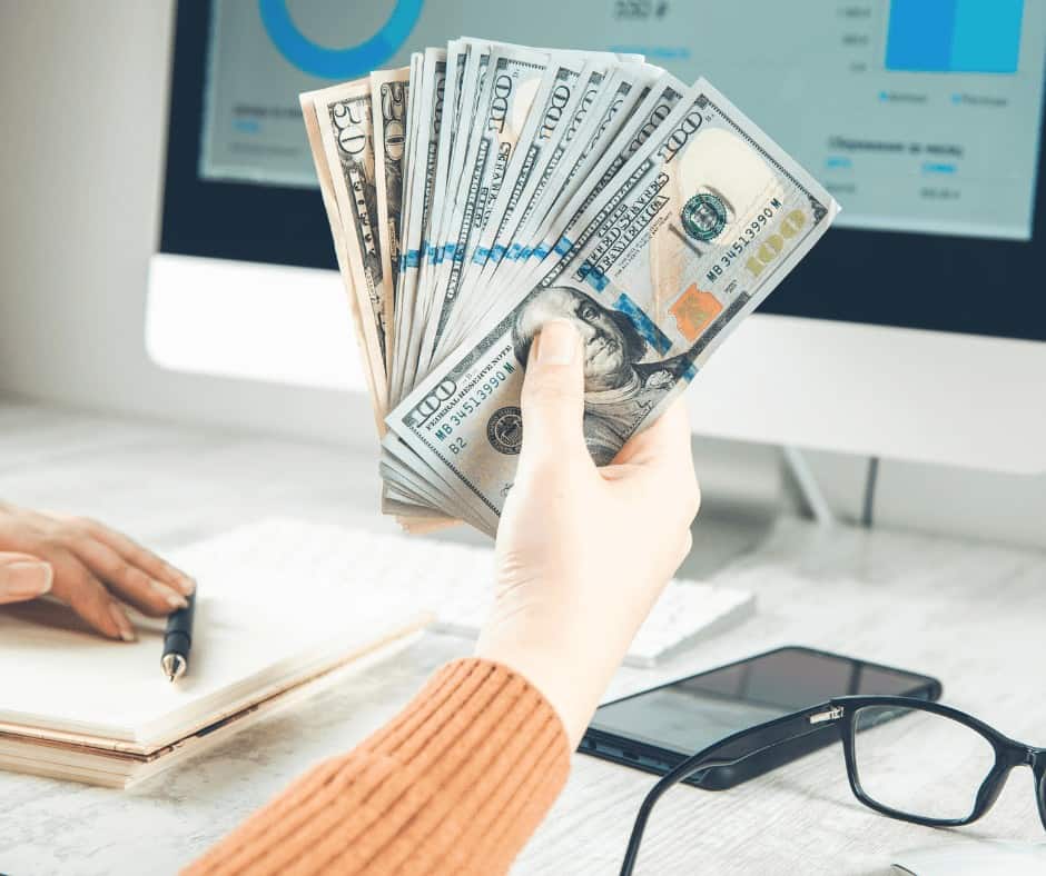 More Clever Ways to Make 100 Dollars a Day In Person