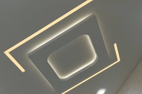 Цены натяжных потолков световые линии