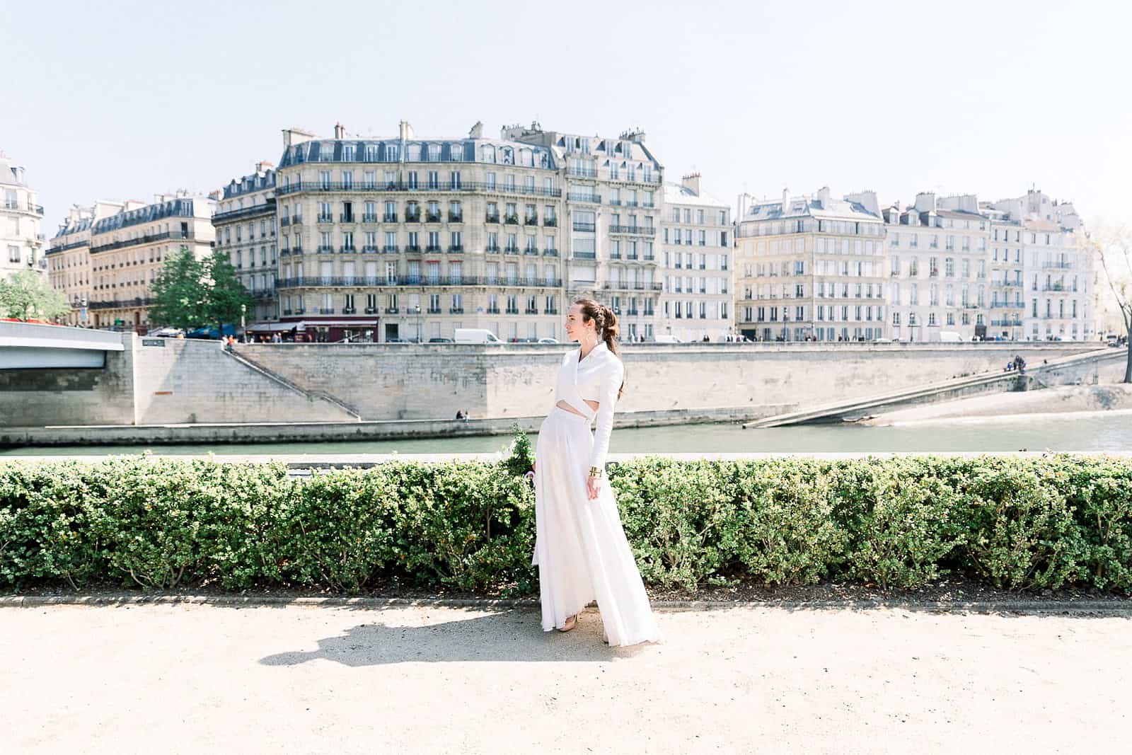Modern high fashion bride in Paris, France