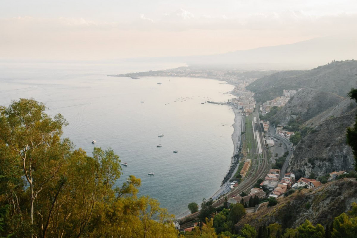 the modern romance in Taormina - Giuseppe Torretta