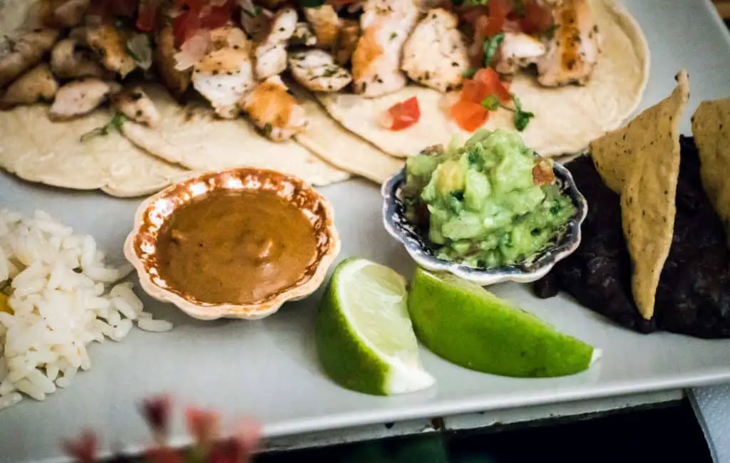 traditional-mexican-dips