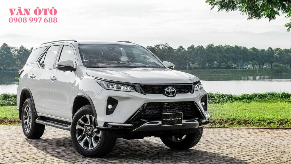 Giá xe Toyota Fortuner 2021 Mới Nhất