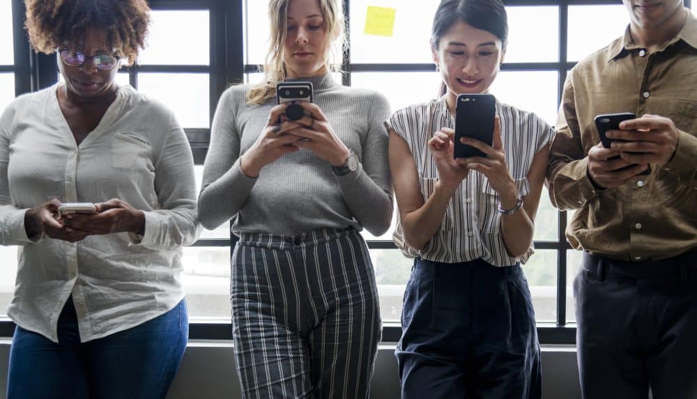 several people reading an auto text