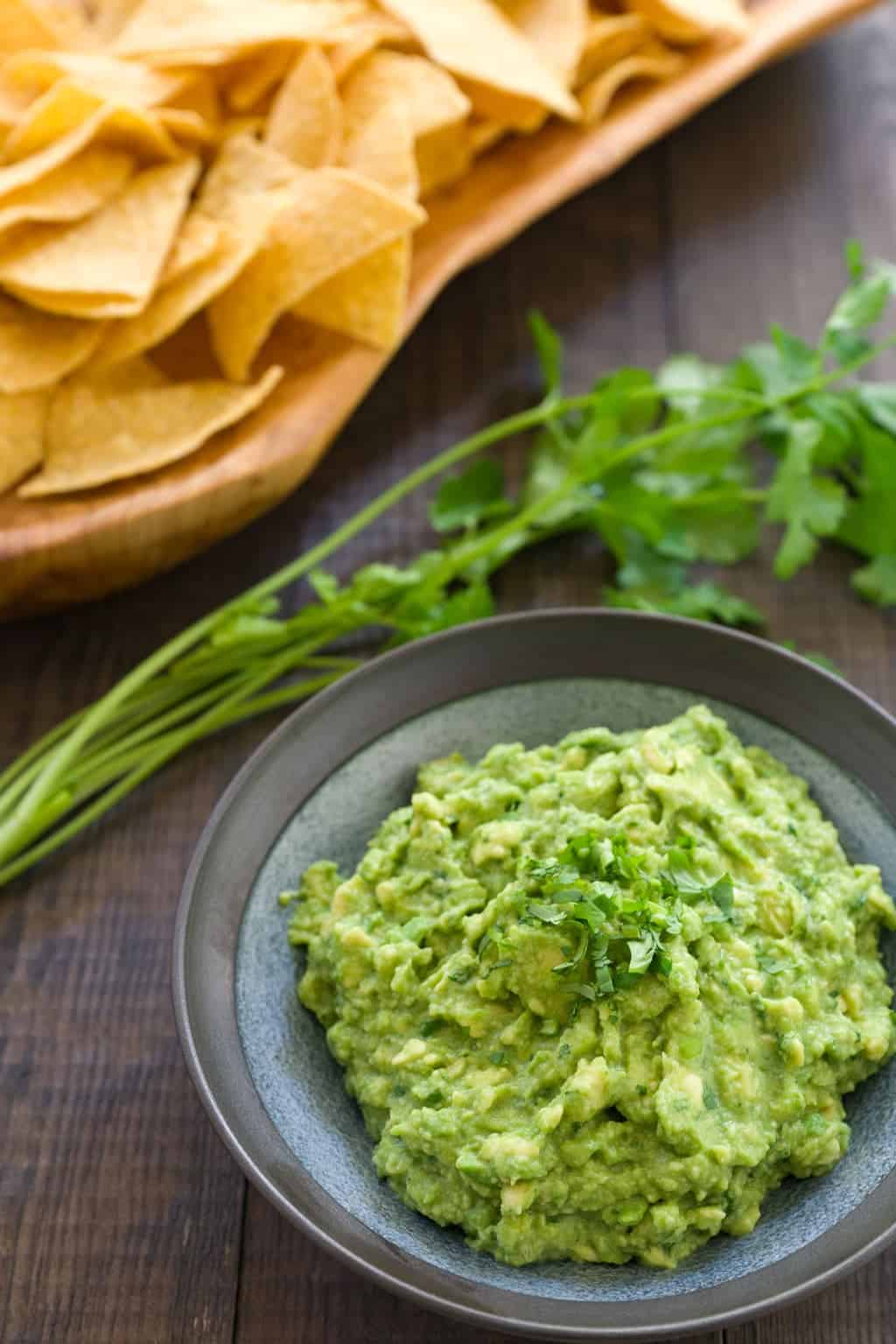 Best Guacamole Recipe The best guacamole only requires 5 basic ingredients and less than 5 minutes to make.