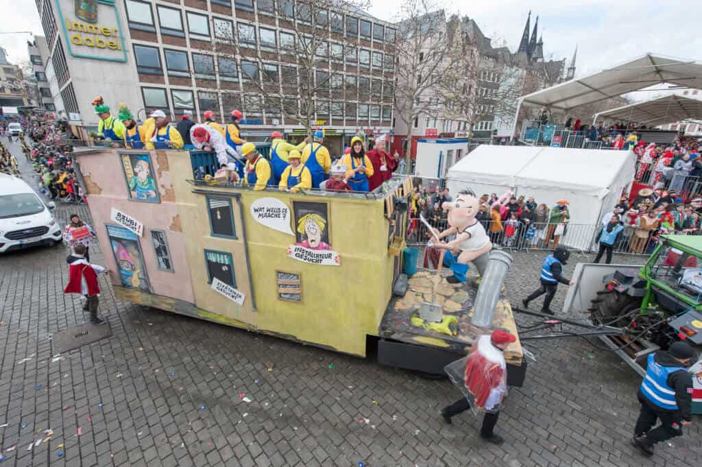 Fachkräftemangel wird auch beim Kölner Rosenmontagszug bemängelt