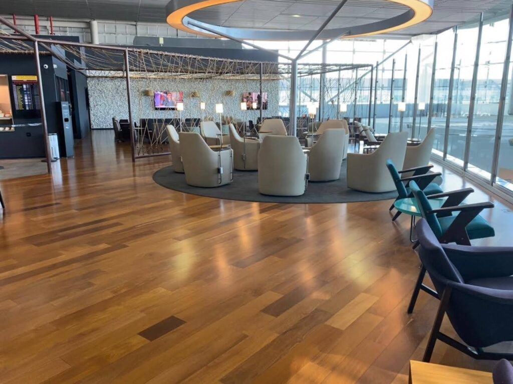 O Espaço Banco Safra manteve a estrutura e localização do antigo Star Alliance Lounge