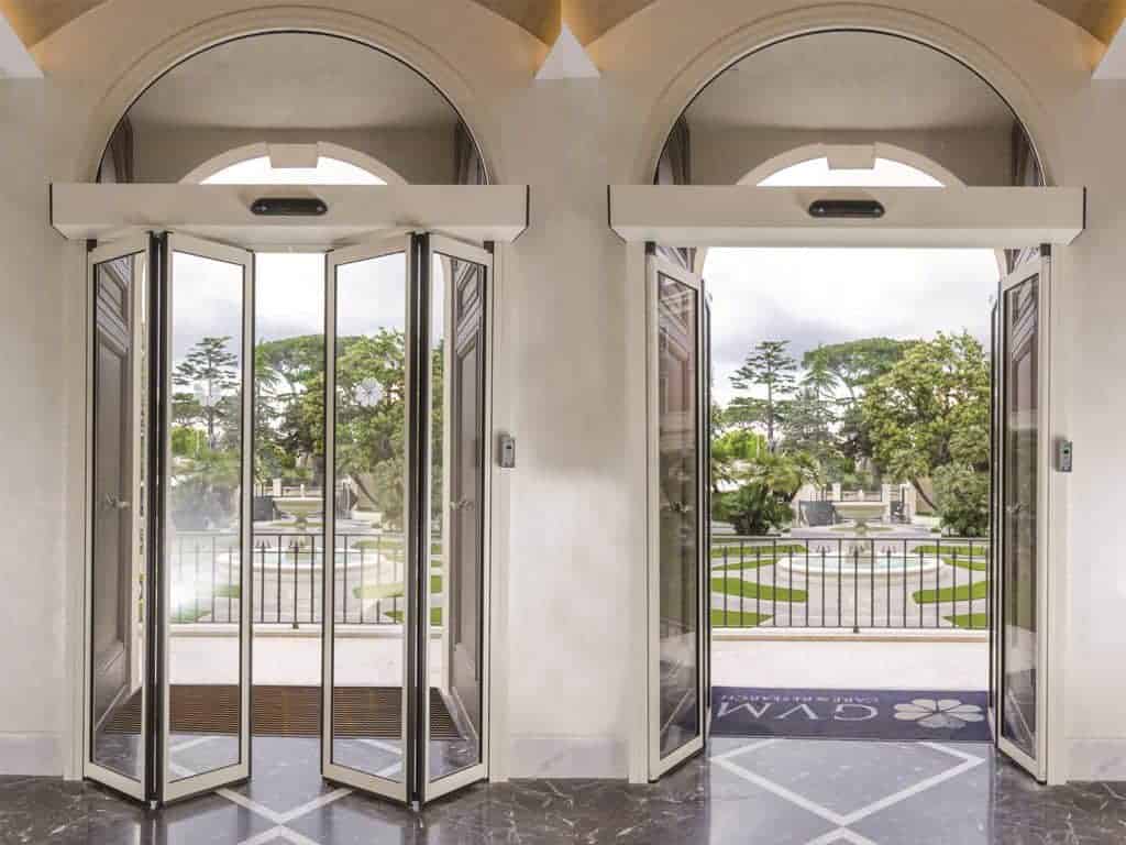 automatic folding door