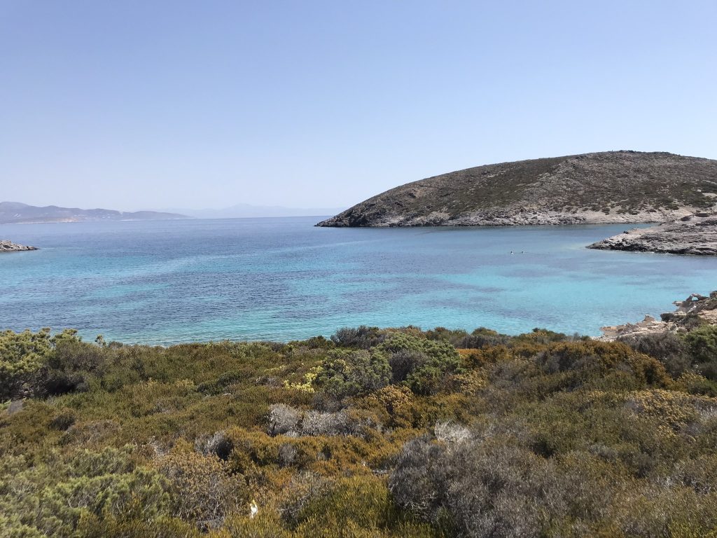 si può viaggiare a Paros