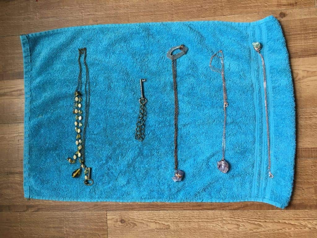 pack necklace
