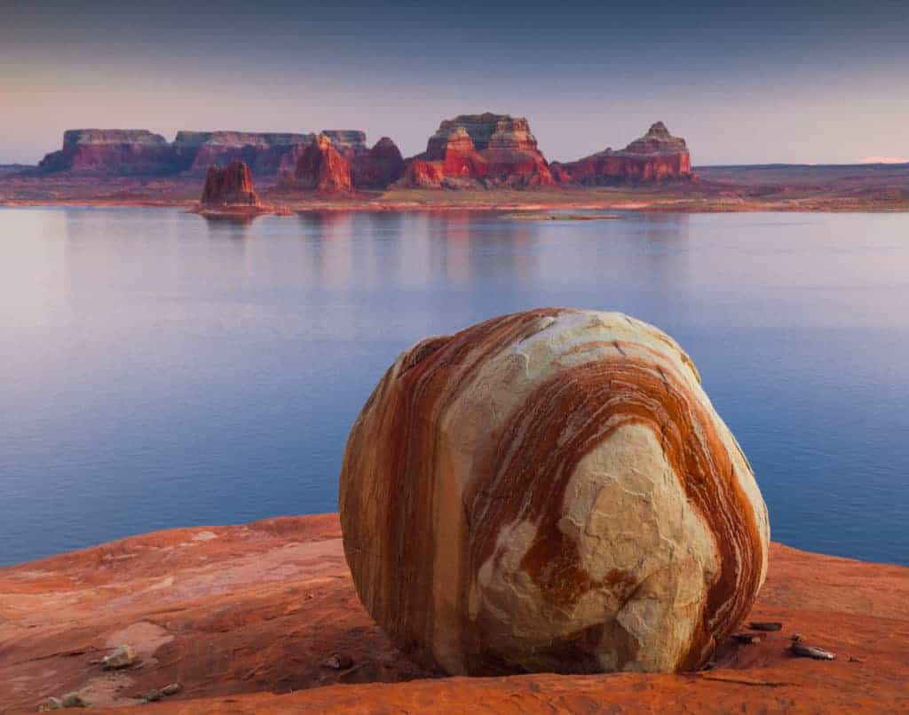 Padre Bay Rock in Lake Powell