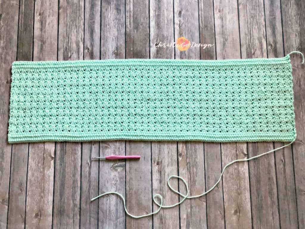 picture of crochet mint green flat cowl