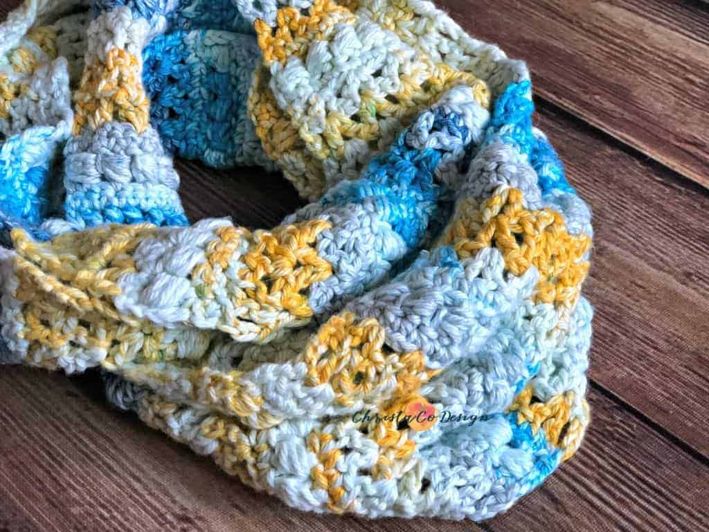 picture of double wrapped cotton cowl