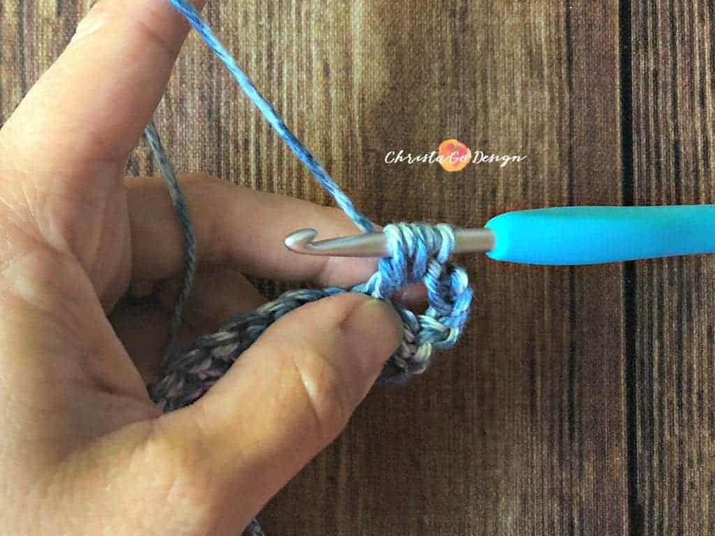 picture of 5 loops on hook bead stitch tutorial