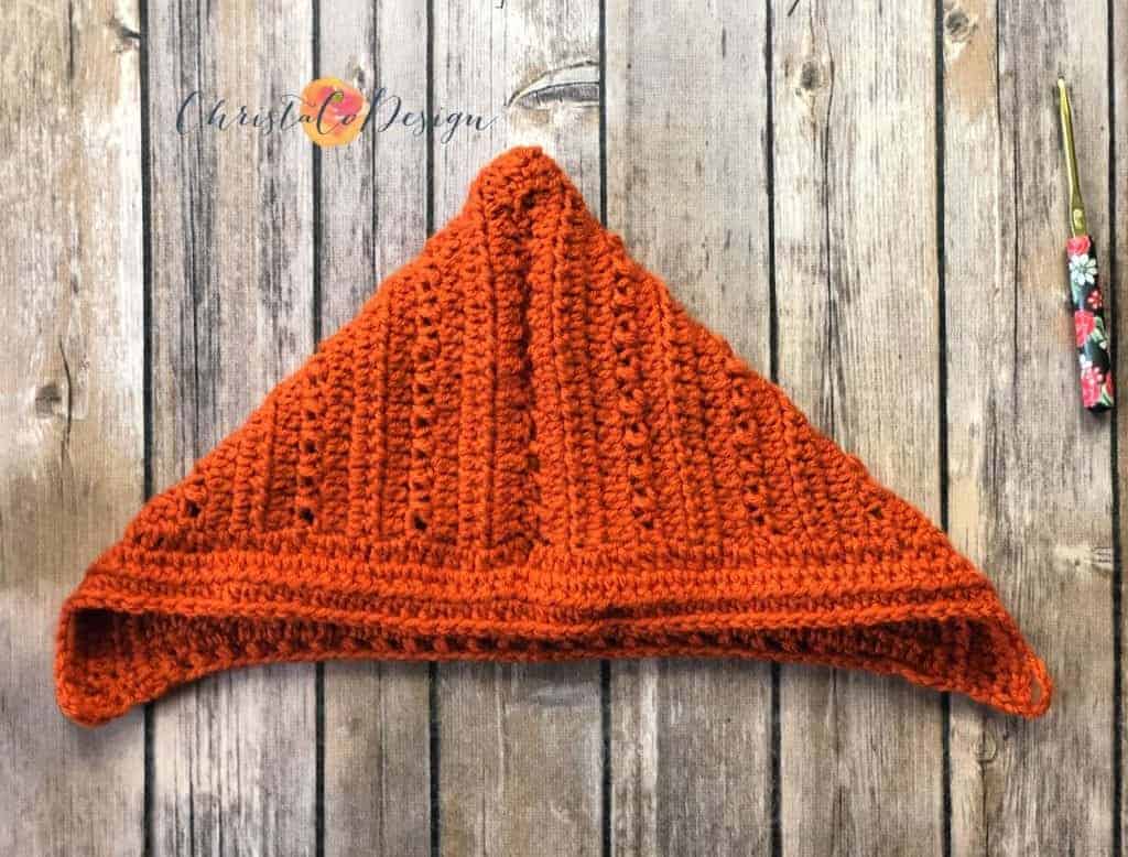 picture of front of pixie hat fold and seam