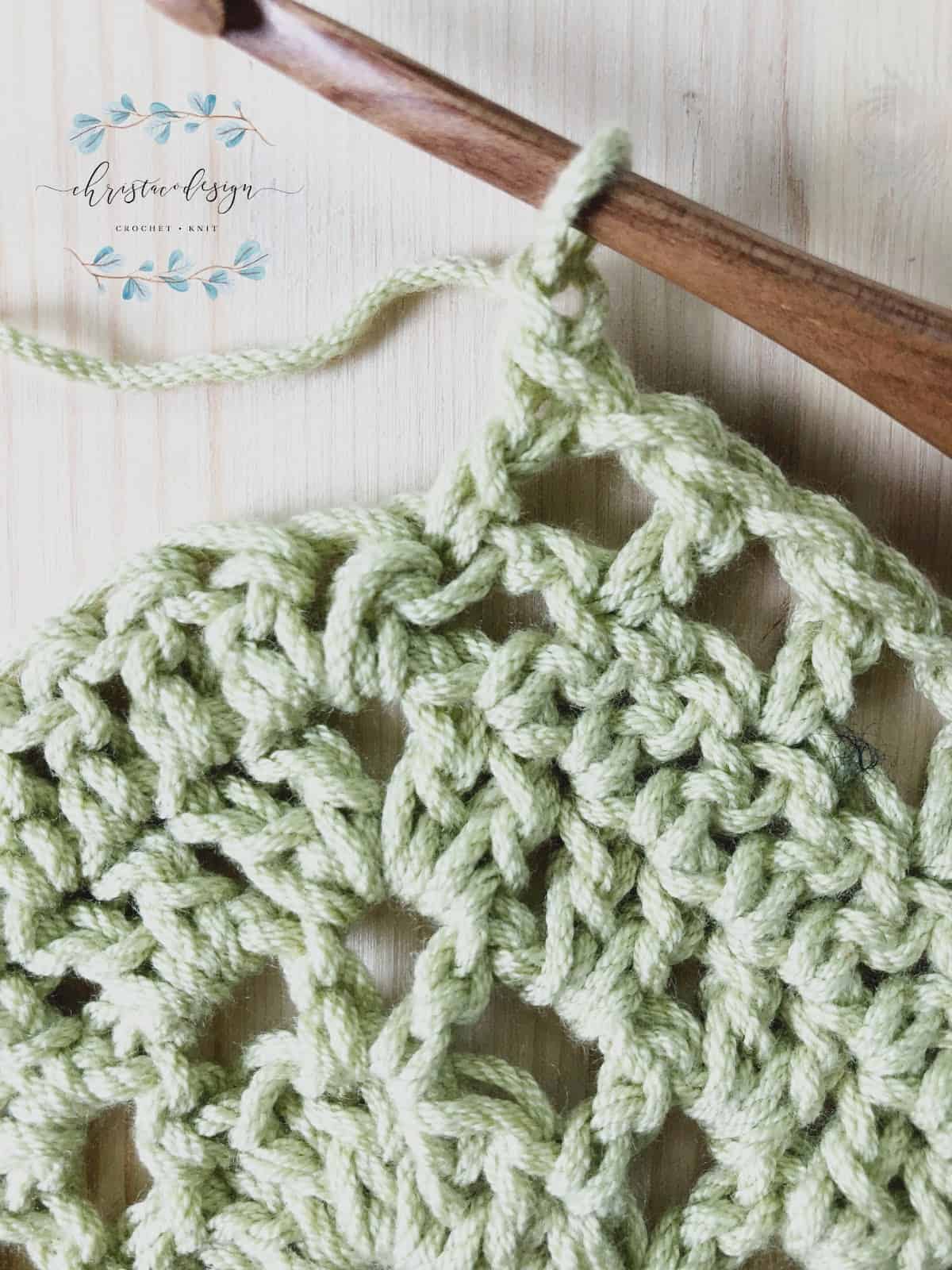 picture of crochet shawl triangle tip tutorial row 5