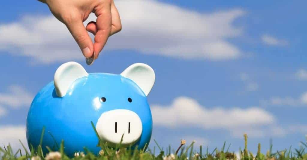 How to Pay Yourself First Feature Image piggy bank