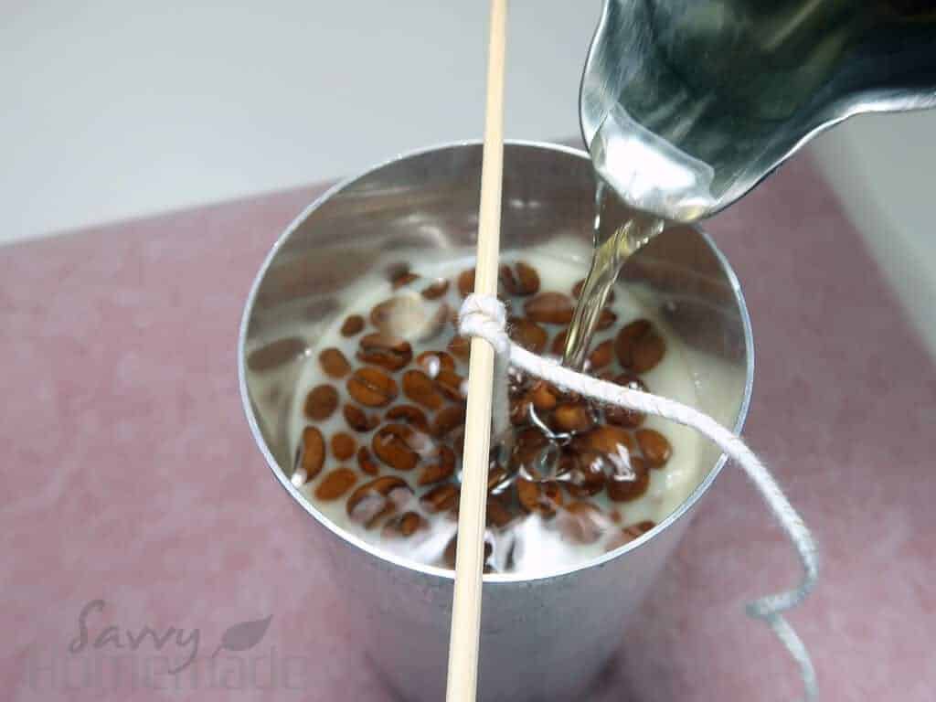 how to make diy coffee bean candle step : Once the wax has hardened, top up with the last bit of wax to get an even base.