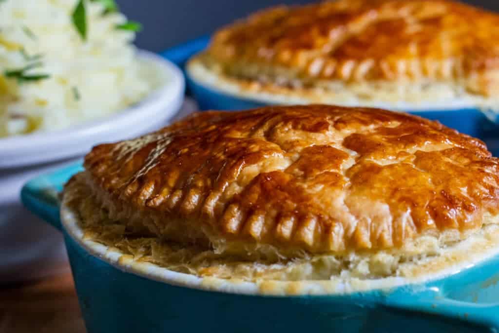 Slow Cooker Steak Pie and mash potato