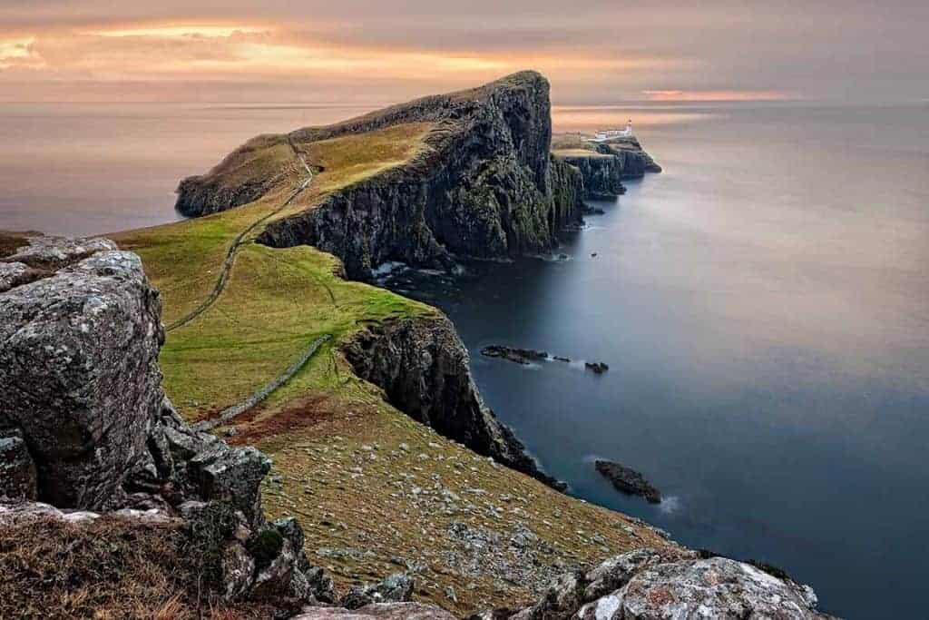 Neist Point- the perfect sunset spot for your Isle of Skye road trip