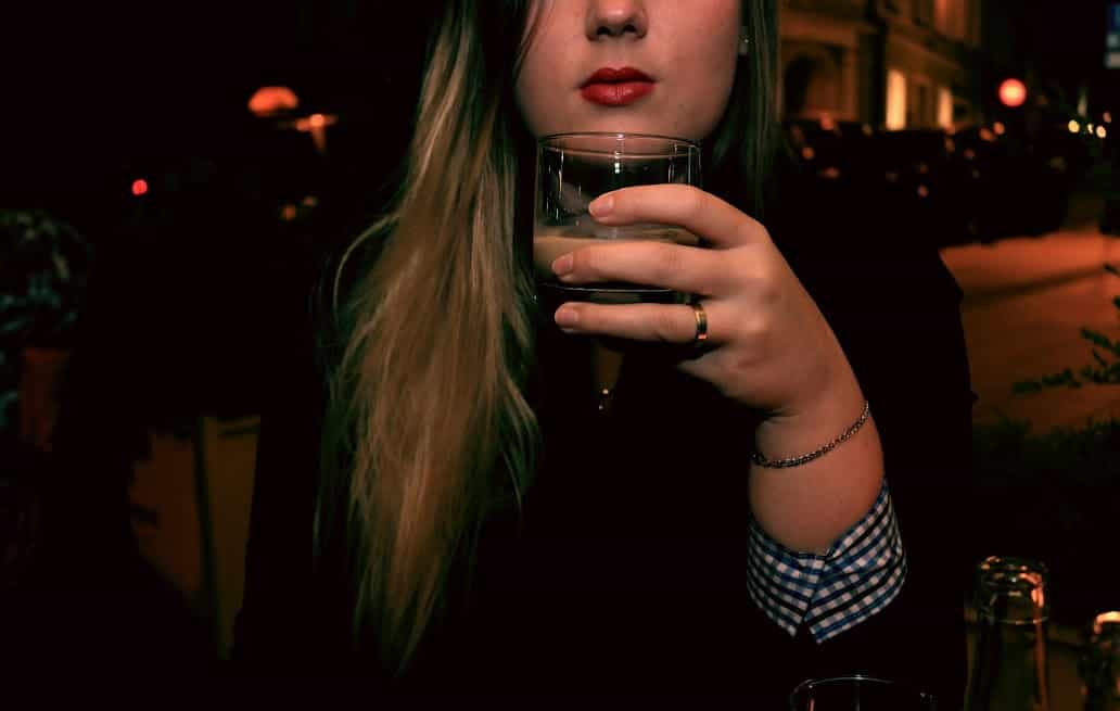 drink woman blond red lips night