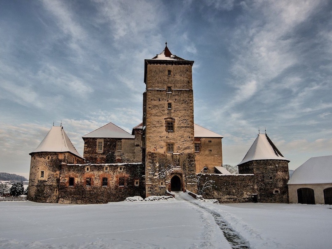 Drei Haselnüsse für Aschenbrödel Burg Švihov