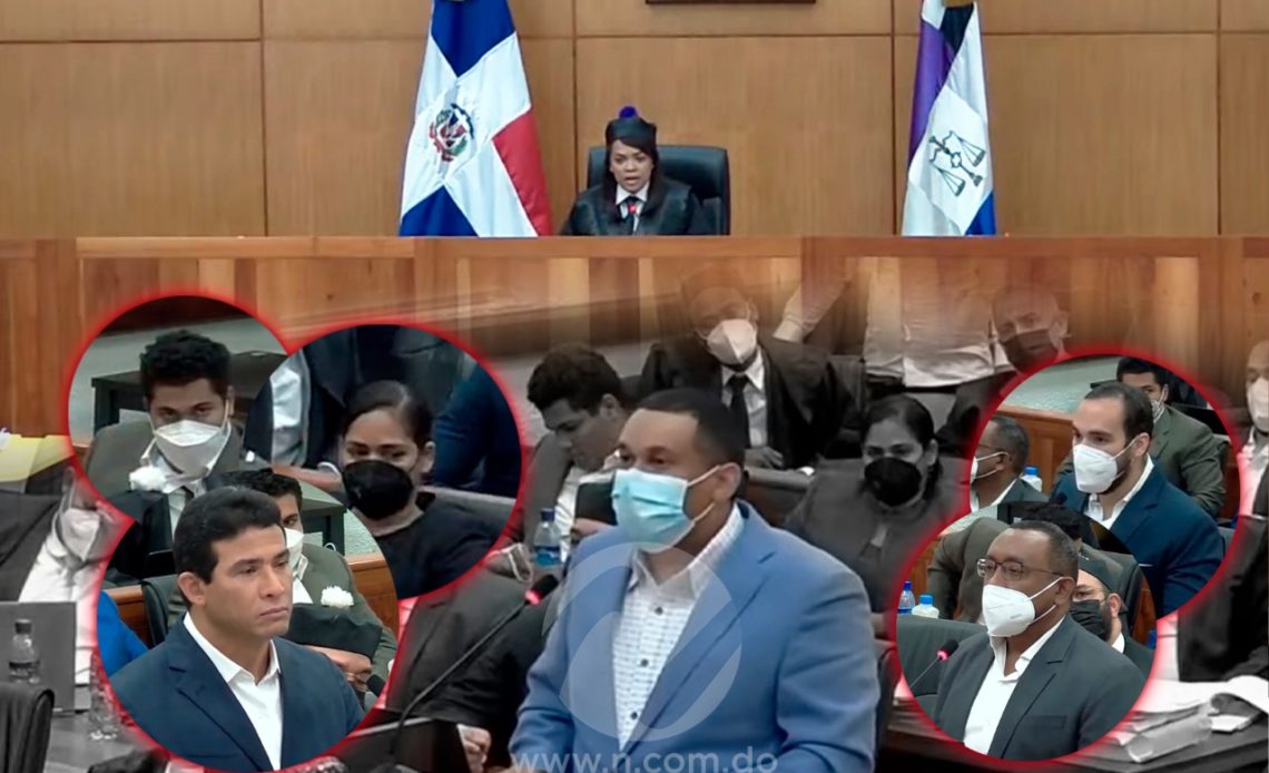 Mayor Girón hablando