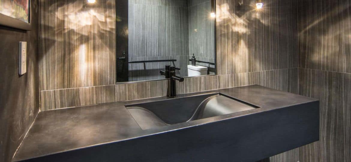 Black Wave Concrete Sink