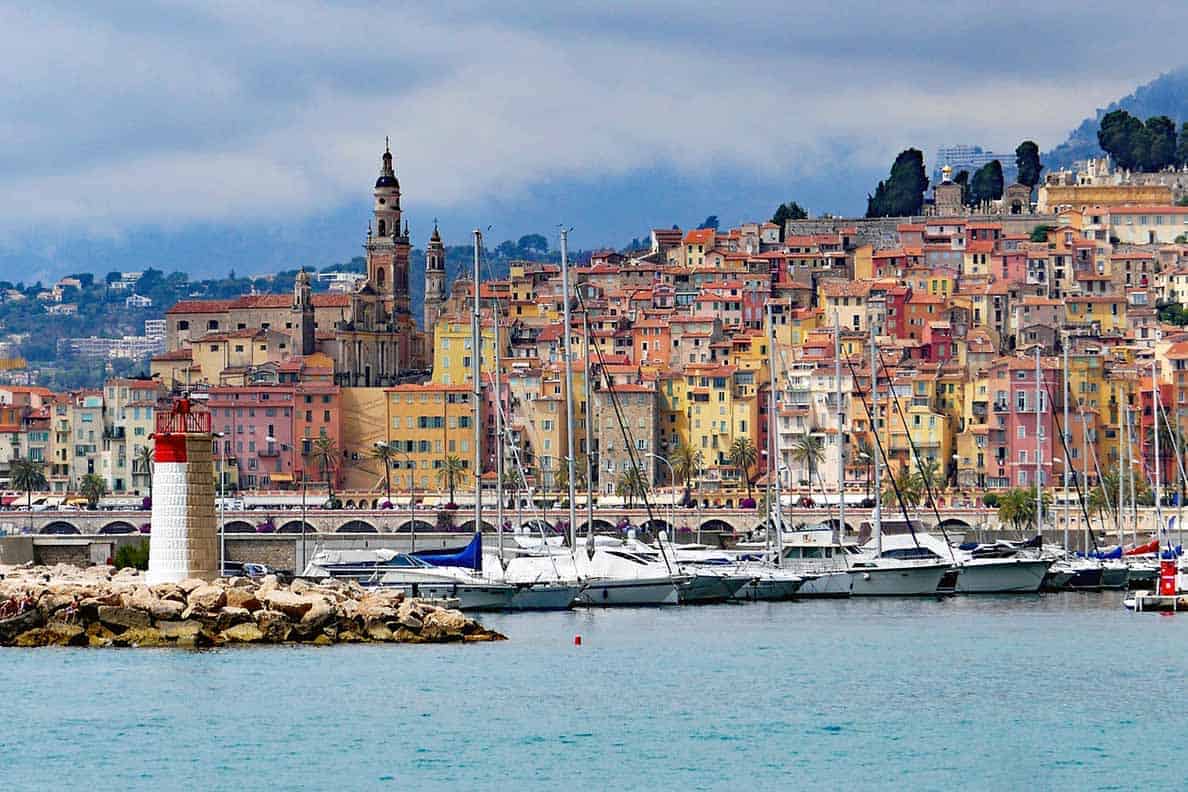 A festival of lemons? In France? Yep- the Menton Lemon Festival is pretty unique. Here are the best tips and advice on how to visit Menton for the lemon festival. #menton #france #traveltips