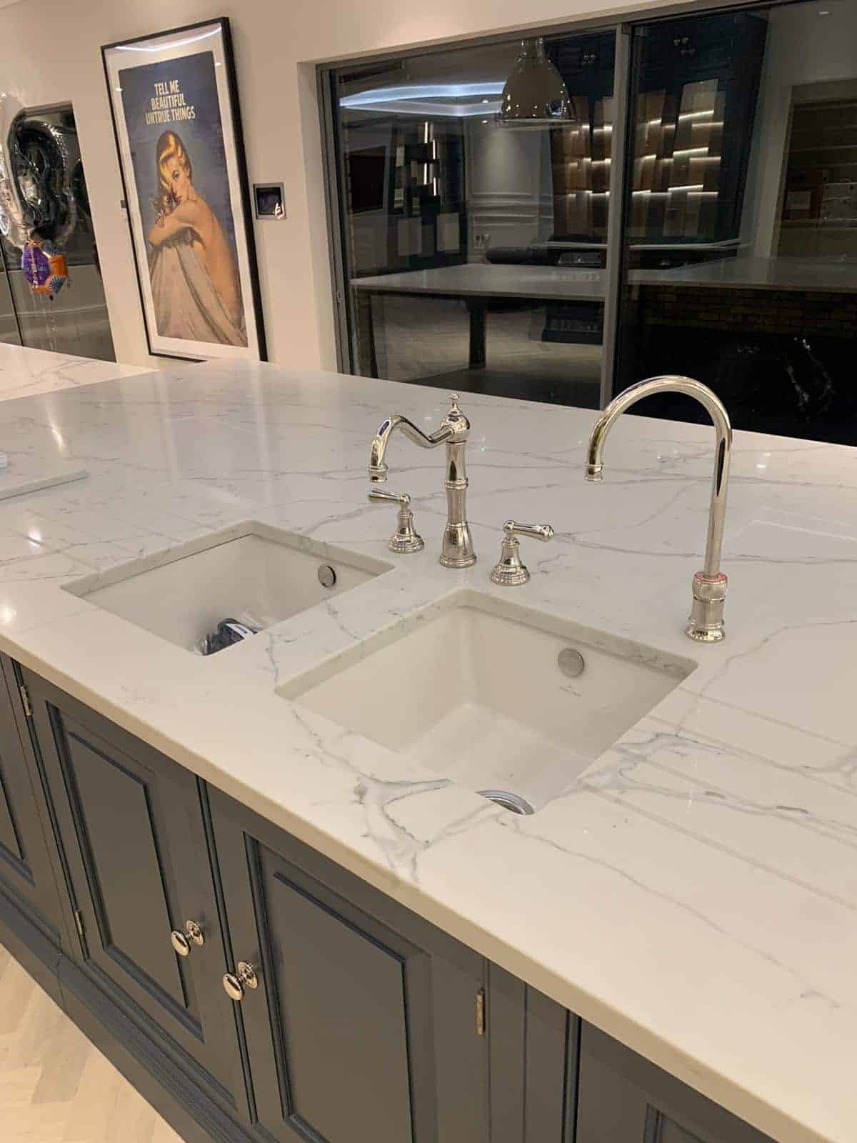 Quartz Solid Surface Kitchens And Bathrooms Tops Palazzostone